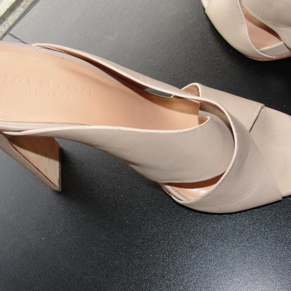 Halston high heels - Picture 3 of 8